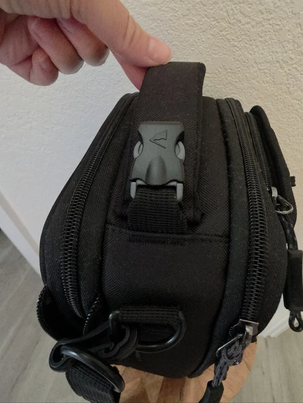Titan PRO Black Expandable Lunch Bag By Artic Zone, With Ice Packs